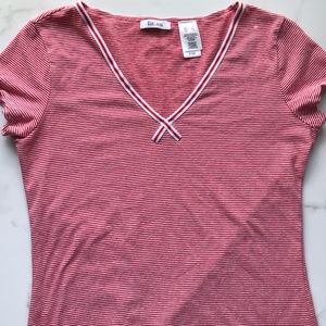 Liz&Co. striped v-neck tshirt